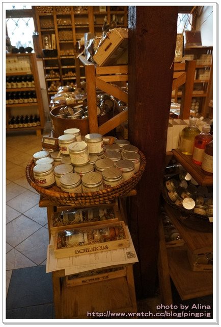 【東歐奧捷蜜月】Day6行程 布拉格古堡皇宮.查理大橋.看黑光劇住Hilton @Alina 愛琳娜 【東歐奧捷蜜月】Day6行程 布拉格古堡皇宮.查理大橋.看黑光劇住Hilton @Alina 愛琳娜