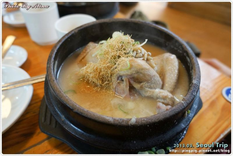 首爾景福宮 土俗村蔘雞湯｜一隻雞躺在鍋裡的韓國美食 @Alina 愛琳娜