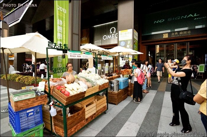 【台中景點】歐兜麥輕旅行:勤美術館、金典誠品綠園道 @Alina 愛琳娜 台中景點勤美術館、誠品金典綠園道
