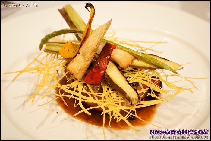 【台北美食】MW時尚義法料理 餐酒館,比歐洲還美味的德國豬腳 @Alina 愛琳娜 【台北美食】MW時尚義法料理 餐酒館,比歐洲還美味的德國豬腳 @Alina 愛琳娜