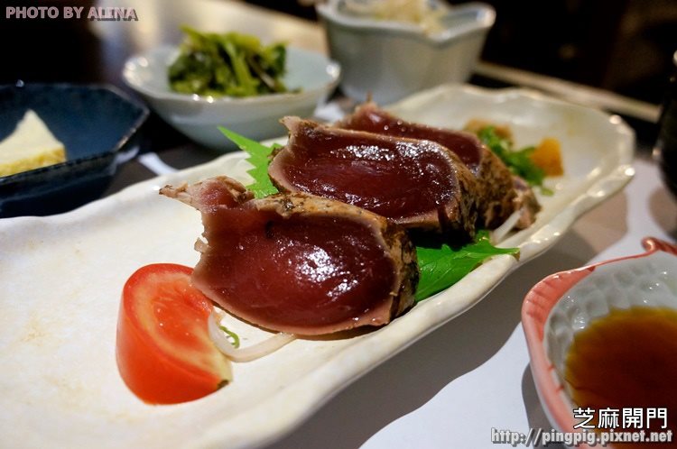 【花蓮美食】芝麻開門日式料理|用船裝的整咖生魚片刺身定食 @Alina 愛琳娜 【花蓮美食】芝麻開門日式料理|用船裝的整咖生魚片刺身定食 @Alina 愛琳娜