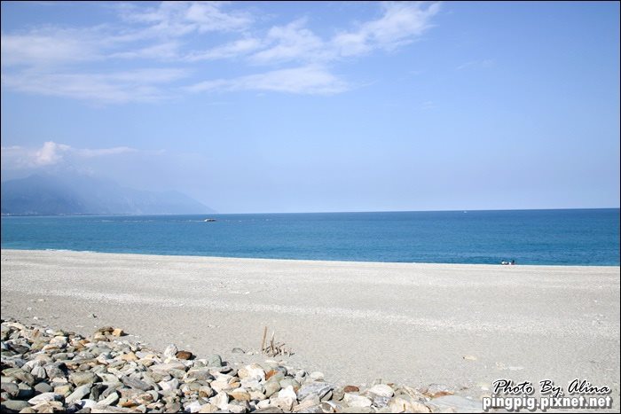 【花蓮景點】七星潭 海天一線，讓人忘卻煩惱的蔚藍大海 @Alina 愛琳娜
