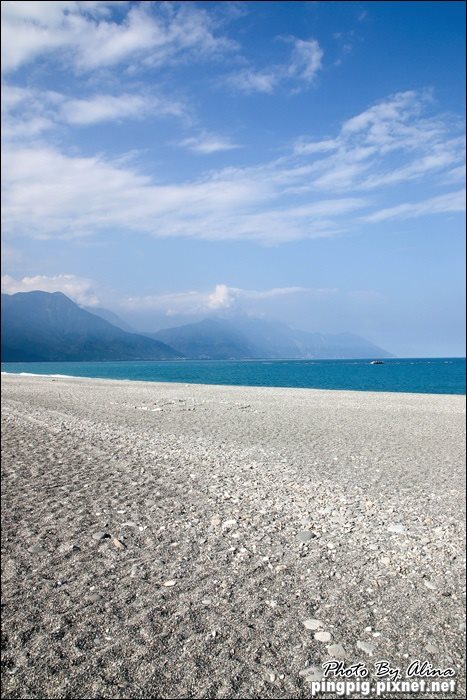 【花蓮景點】七星潭 海天一線，讓人忘卻煩惱的蔚藍大海 @Alina 愛琳娜