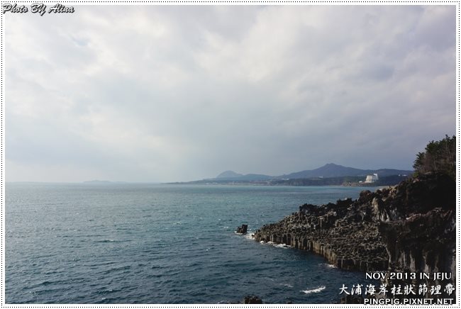 【濟州島景點】西歸浦 中文觀光區 大浦海岸柱狀節理帶火山岩 @Alina 愛琳娜