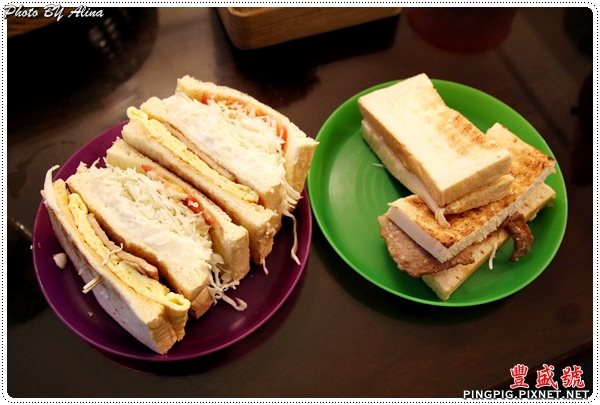 【台北美食】士林豐盛號早餐|排隊美食炭烤三明治配高大紅茶牛奶 @Alina 愛琳娜 士林豐盛號台北排隊美食炭烤三明治配高大紅茶牛奶