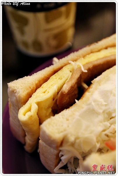 【台北美食】士林豐盛號早餐|排隊美食炭烤三明治配高大紅茶牛奶 @Alina 愛琳娜 士林豐盛號台北排隊美食炭烤三明治配高大紅茶牛奶