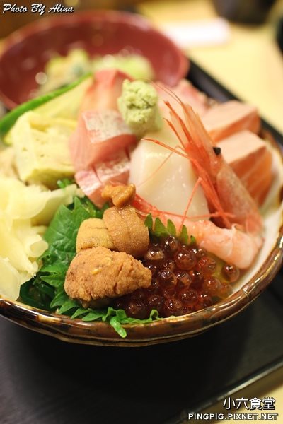 小六食堂|台北行天宮站旁好吃的海膽海鮮丼蓋飯 @Alina 愛琳娜 台北小六食堂 行天宮站旁好吃的海膽海鮮丼蓋飯