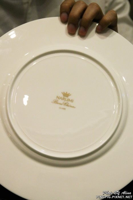 【台北美食】DE LOIN 德朗餐廳|三星米其林等級的法式饗宴 @Alina 愛琳娜 餐盤的部分用的是NARUNI瓷器出品