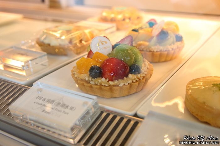 【台北甜點】旋轉木馬點心坊 Pâtisserie Francis 最愛抹茶歐蕾 @Alina 愛琳娜 【台北甜點】旋轉木馬點心坊 Pâtisserie Francis 最愛抹茶歐蕾 @Alina 愛琳娜