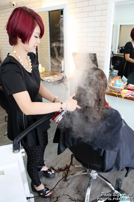 【台中美髮】逢甲商圈 VS Hair Salon 燙染髮,茶咖啡給我好氣色 @Alina 愛琳娜