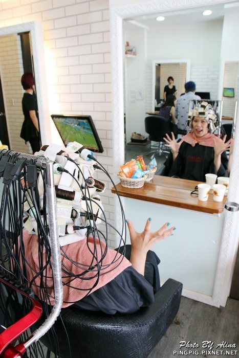 【台中美髮】逢甲商圈 VS Hair Salon 燙染髮,茶咖啡給我好氣色 @Alina 愛琳娜