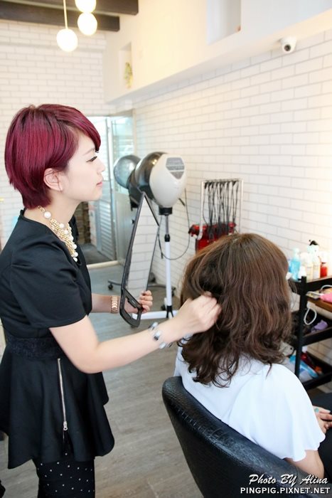 【台中美髮】逢甲商圈 VS Hair Salon 燙染髮,茶咖啡給我好氣色 @Alina 愛琳娜