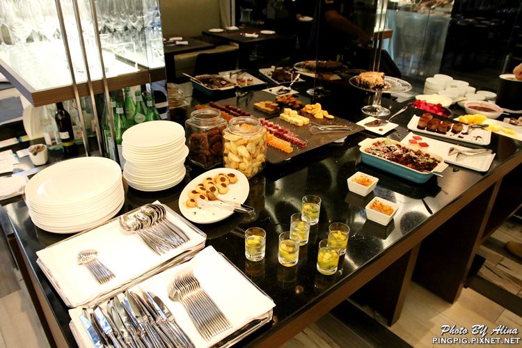 【台北美食】Dannys Whats Grill. Whats Green 內湖教父牛排紐約客 @Alina 愛琳娜 【台北美食】Dannys Whats Grill. Whats Green 內湖教父牛排紐約客 @Alina 愛琳娜