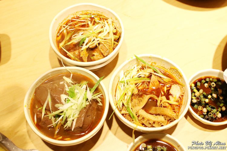 【新北食記】鬼椒一番鍋板橋店|肉骨茶小排鍋 免飛新加坡就能吃 @Alina 愛琳娜 鬼椒一番鍋