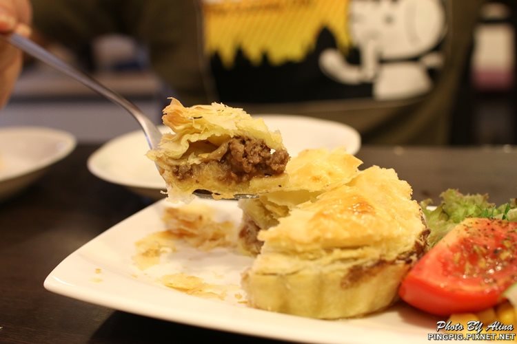 【永和美食】朋派Pompie手工派早午餐,好吃的鹹派就在頂溪捷運站旁 @Alina 愛琳娜 【永和美食】朋派Pompie手工派早午餐,好吃的鹹派就在頂溪捷運站旁 @Alina 愛琳娜