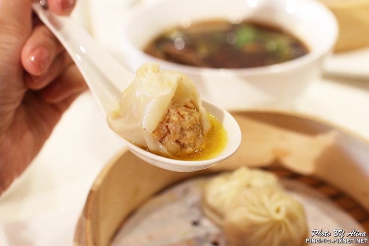 【台北食記】金品茶語|老字號金品茗茶與小籠包牛肉麵的邂逅 @Alina 愛琳娜 【台北食記】金品茶語|老字號金品茗茶與小籠包牛肉麵的邂逅 @Alina 愛琳娜