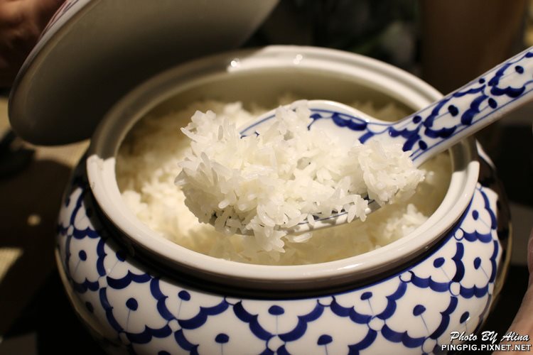 【台北食記】泰集 Thai Bazzar 泰式料理,愛心蝦餅可愛好吃 @Alina 愛琳娜 【台北食記】泰集 Thai Bazzar 泰式料理,愛心蝦餅可愛好吃 @Alina 愛琳娜