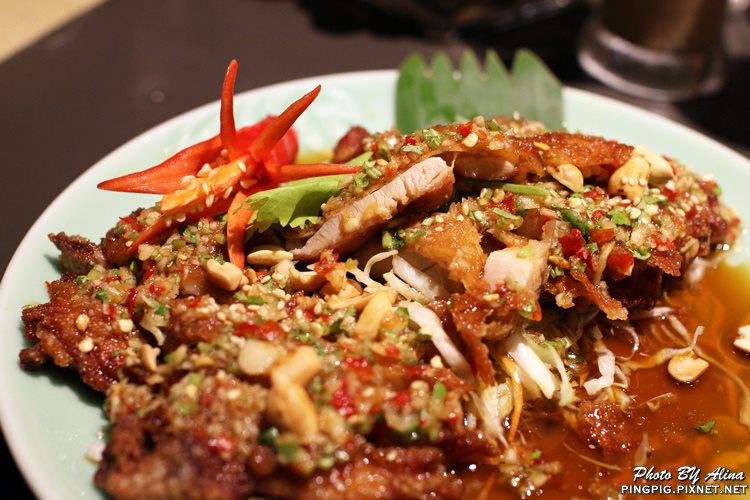 【台北食記】泰集 Thai Bazzar 泰式料理,愛心蝦餅可愛好吃 @Alina 愛琳娜 【台北食記】泰集 Thai Bazzar 泰式料理,愛心蝦餅可愛好吃 @Alina 愛琳娜