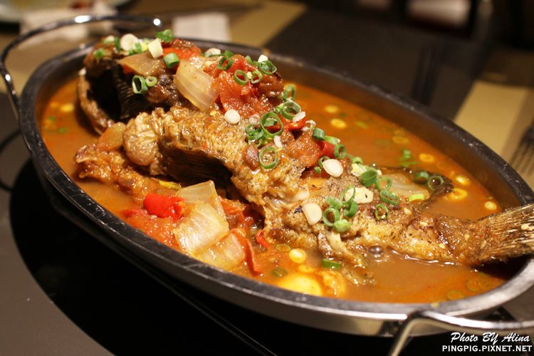 【台北食記】泰集 Thai Bazzar 泰式料理,愛心蝦餅可愛好吃 @Alina 愛琳娜 【台北食記】泰集 Thai Bazzar 泰式料理,愛心蝦餅可愛好吃 @Alina 愛琳娜