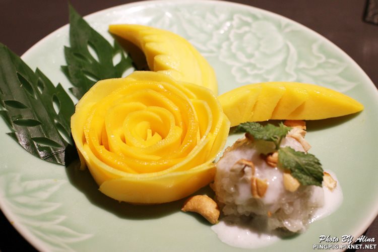 【台北食記】泰集 Thai Bazzar 泰式料理,愛心蝦餅可愛好吃 @Alina 愛琳娜 【台北食記】泰集 Thai Bazzar 泰式料理,愛心蝦餅可愛好吃 @Alina 愛琳娜