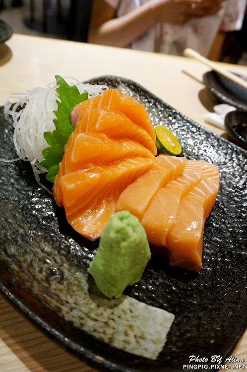 【台北美食】躼腳日式料理 身長腳海鮮丼飯,鮭魚生魚片好肥美 @Alina 愛琳娜 【台北美食】躼腳日式料理 身長腳海鮮丼飯,鮭魚生魚片好肥美 @Alina 愛琳娜