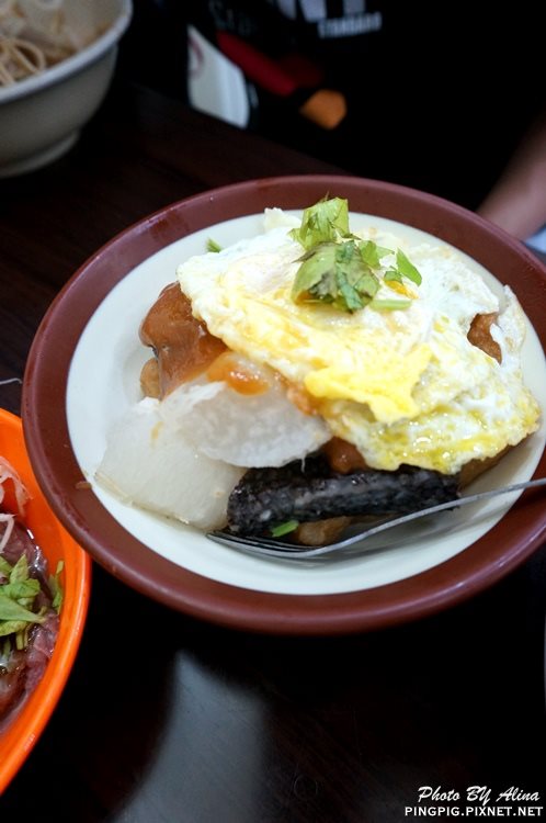 【台北美食】阿伯蛋包麵 東湖店|傳統古早味乾拌麵甜不辣 @Alina 愛琳娜 【台北美食】阿伯蛋包麵 東湖店|傳統古早味乾拌麵甜不辣 @Alina 愛琳娜
