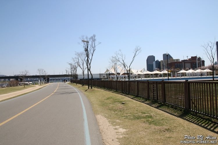 【首爾景點】汝矣島漢江公園｜韓劇城市獵人浪漫場景 @Alina 愛琳娜