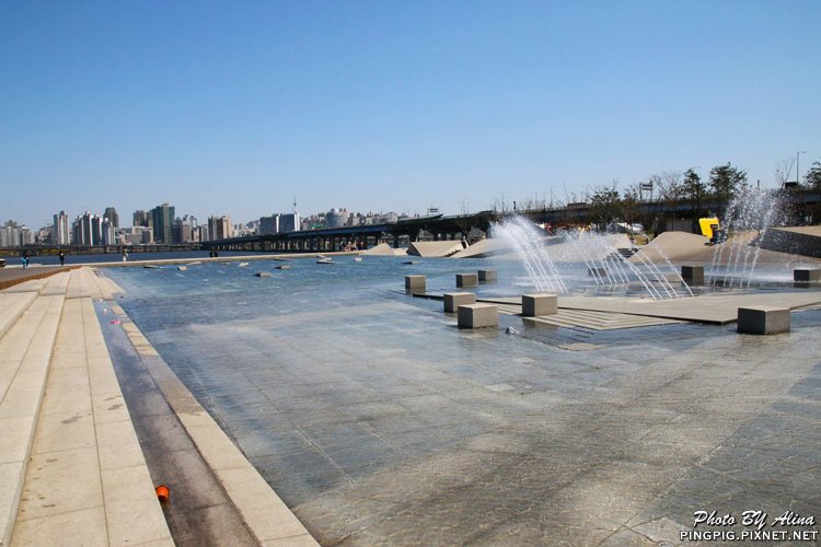 【首爾景點】汝矣島漢江公園|韓劇城市獵人浪漫場景 @Alina 愛琳娜 【首爾景點】汝矣島漢江公園|韓劇城市獵人浪漫場景 @Alina 愛琳娜
