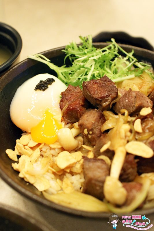 【台北食記】開丼燒肉VS丼飯|大阪漢堡丼飯就在微風廣場美食街 @Alina 愛琳娜 【台北食記】開丼燒肉VS丼飯|大阪漢堡丼飯就在微風廣場美食街 @Alina 愛琳娜