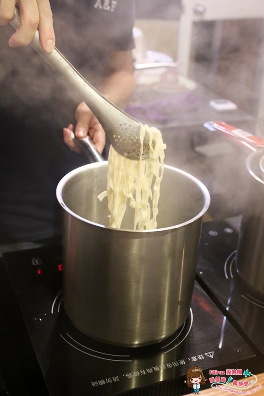 【台北美食】內湖呼搭啦串燒生蠔館|愛研味大紅袍肉醬麵好吃 @Alina 愛琳娜 【台北美食】內湖呼搭啦串燒生蠔館|愛研味大紅袍肉醬麵好吃 @Alina 愛琳娜