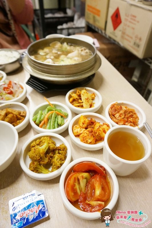 【台北食記】朝鮮味韓國料理｜50道免費小菜吃到飽 ,比烤肉還誘人 @Alina 愛琳娜