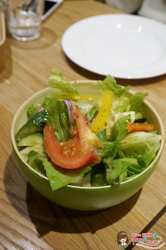 【台北美食】Kaya Kaya Cafe 好吃烘蛋配香嫩烤雞,姐妹聚餐好選擇 @Alina 愛琳娜
