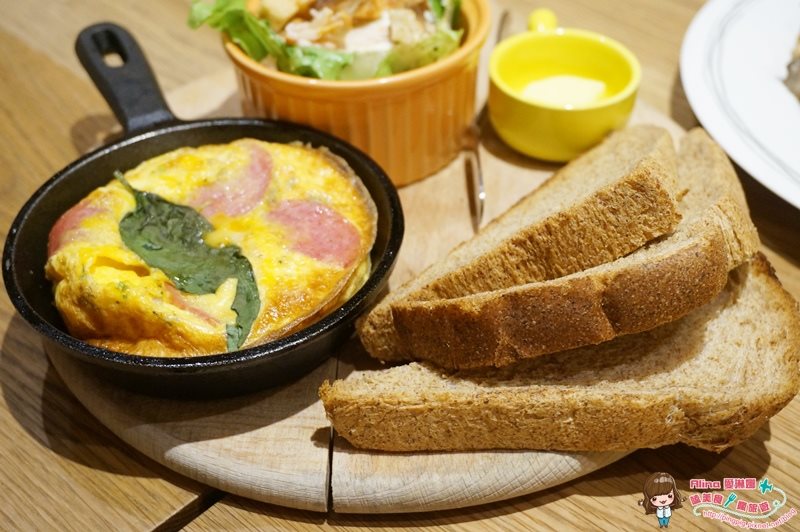 【台北美食】Kaya Kaya Cafe 好吃烘蛋配香嫩烤雞,姐妹聚餐好選擇 @Alina 愛琳娜