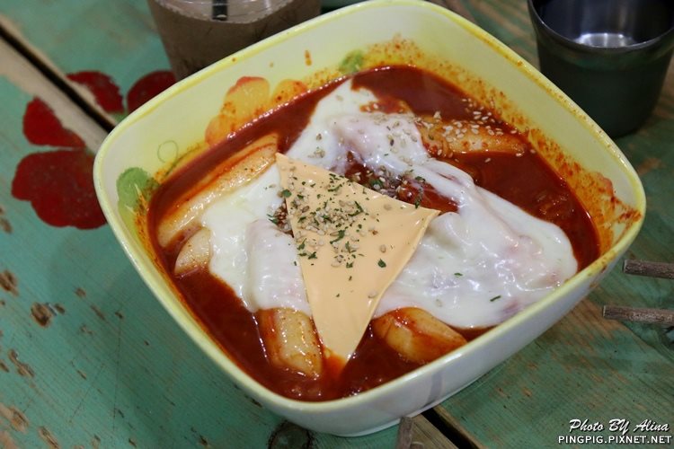 【首爾美食】惠化石頭大叔 人氣排隊美食,蜂蜜窯烤披薩超好吃 @Alina 愛琳娜 【首爾美食】惠化石頭大叔 人氣排隊美食,蜂蜜窯烤披薩超好吃 @Alina 愛琳娜