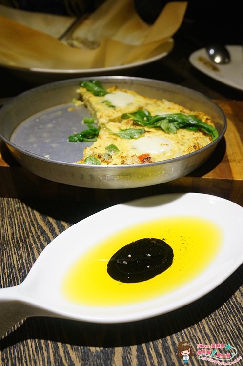 【台北美食】鬍子餐酒 Baffi 吃燉飯配牛排,密謀幫心心慶生大成功 @Alina 愛琳娜