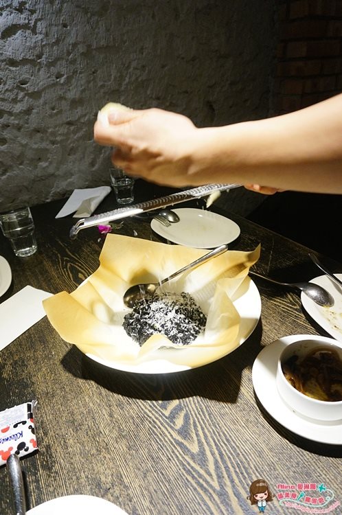 【台北美食】鬍子餐酒 Baffi 吃燉飯配牛排,密謀幫心心慶生大成功 @Alina 愛琳娜 【台北美食】鬍子餐酒 Baffi 吃燉飯配牛排,密謀幫心心慶生大成功 @Alina 愛琳娜