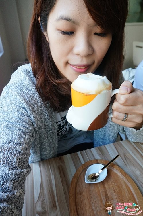 【台北食記】框影咖啡 The Who Cafe 可愛貓咪立體咖啡拉花 @Alina 愛琳娜