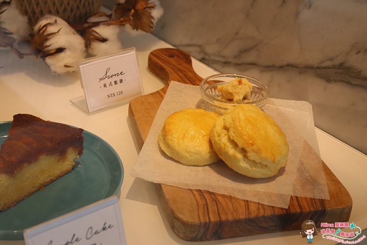 【台北美食】米販咖啡 北歐木頭極簡風咖啡館，抹茶戚風下午茶 @Alina 愛琳娜