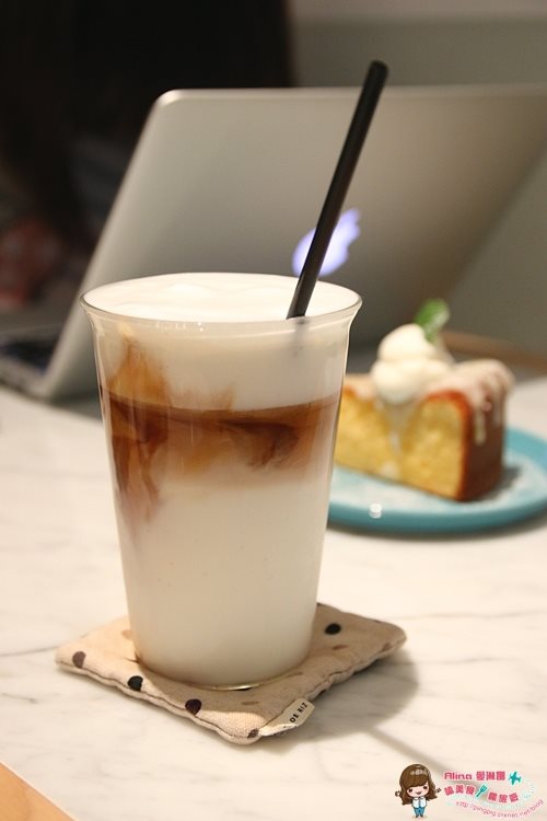 【台北美食】米販咖啡 北歐木頭極簡風咖啡館,抹茶戚風下午茶 @Alina 愛琳娜 【台北美食】米販咖啡 北歐木頭極簡風咖啡館,抹茶戚風下午茶 @Alina 愛琳娜