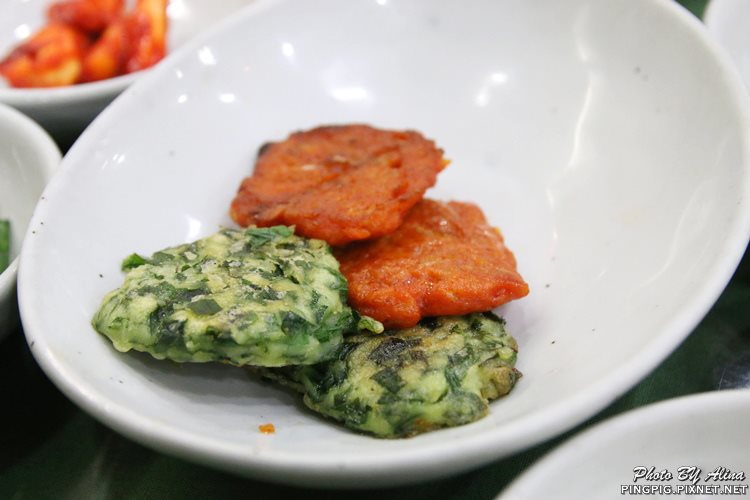 【首爾美食】梨大BaB韓式拌飯|傳統家庭式拌飯跟豆腐鍋 @Alina 愛琳娜 【首爾美食】梨大BaB韓式拌飯|傳統家庭式拌飯跟豆腐鍋 @Alina 愛琳娜