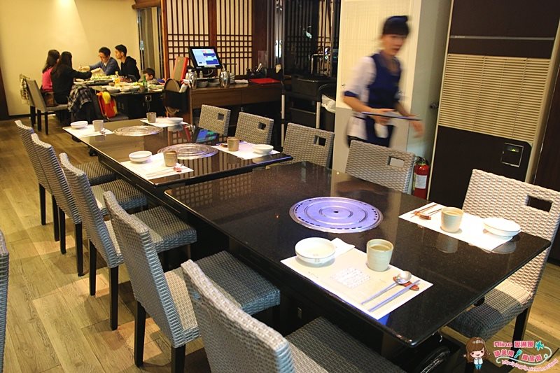 【台北食記】內湖三元花園餐廳｜烤牛小排跟韓式雜菜冬粉真心好吃 @Alina 愛琳娜