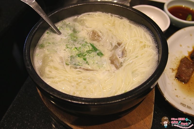 【台北食記】內湖三元花園餐廳|烤牛小排跟韓式雜菜冬粉真心好吃 @Alina 愛琳娜 【台北食記】內湖三元花園餐廳|烤牛小排跟韓式雜菜冬粉真心好吃 @Alina 愛琳娜