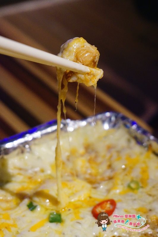 【台北食記】JJIM DAK 韓式醬油燉雞加起司牽絲的邪惡好吃 @Alina 愛琳娜