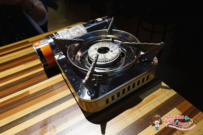 【台北食記】JJIM DAK 韓式醬油燉雞加起司牽絲的邪惡好吃 @Alina 愛琳娜
