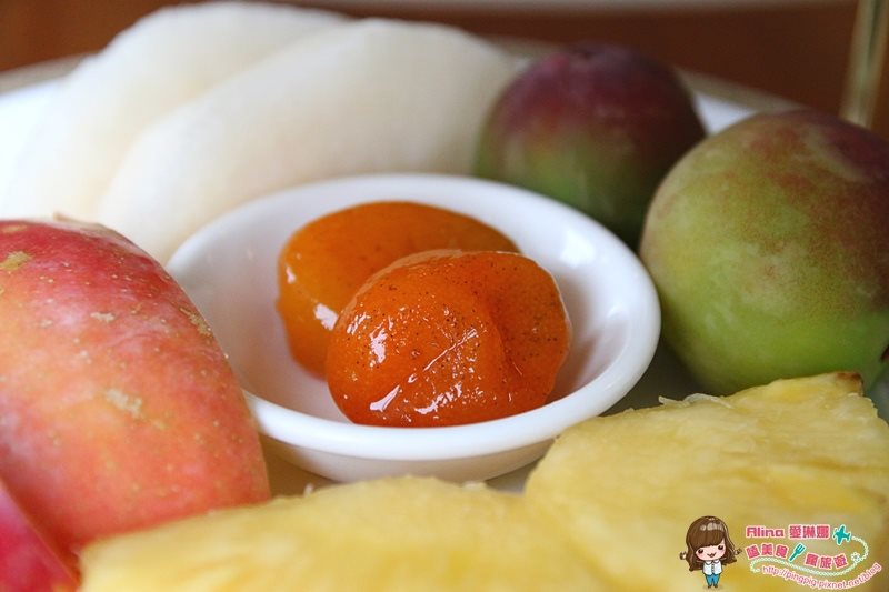 【宜蘭民宿】礁溪冒煙的石頭|溫泉度假旅館專屬湯屋一泊三食 @Alina 愛琳娜 冒煙的石頭