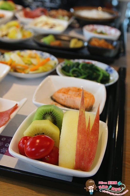 【宜蘭民宿】礁溪冒煙的石頭|溫泉度假旅館專屬湯屋一泊三食 @Alina 愛琳娜 冒煙的石頭