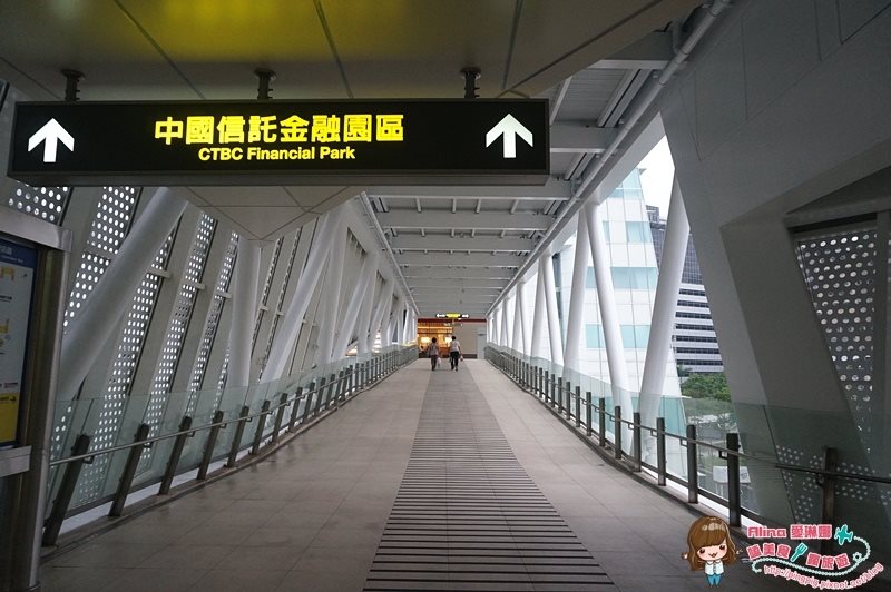 【台北食記】南港樂麵屋 蚌蚌拉麵湯頭鮮,就在中國信託金融園區 @Alina 愛琳娜