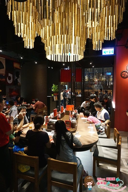 【台北食記】南港樂麵屋 蚌蚌拉麵湯頭鮮,就在中國信託金融園區 @Alina 愛琳娜