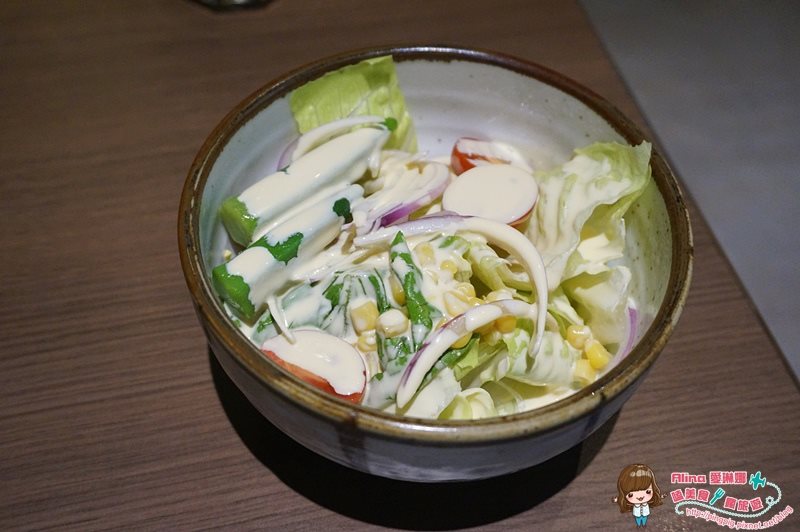 【台北食記】南港樂麵屋 蚌蚌拉麵湯頭鮮,就在中國信託金融園區 @Alina 愛琳娜
