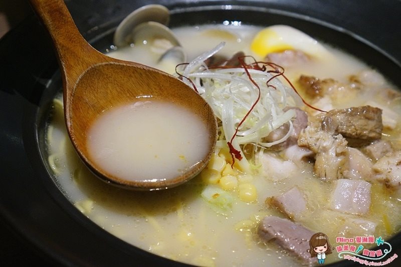 【台北食記】南港樂麵屋 蚌蚌拉麵湯頭鮮,就在中國信託金融園區 @Alina 愛琳娜
